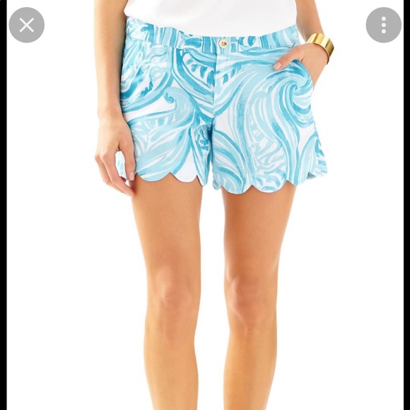 Lilly Pulitzer Buttercup Scalloped Tiger Print Shorts size 2 - Picture 1 of 8